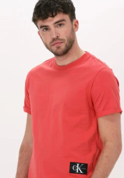 Orangene Calvin Klein T-shirt Badge Turn Up Sleeve -Selected Homme Verkäufe 214896 3